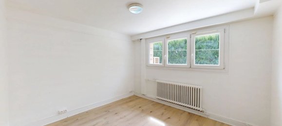 3 bedrooms House in Montfermeil, France No. 329546 14