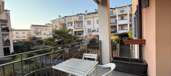 2-salle Appartement à Sarnico, Italy No. 32919 49