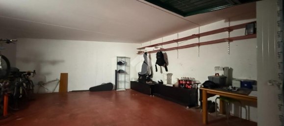 2-salle Appartement à Sarnico, Italy No. 32919 41