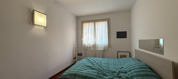 2-salle Appartement à Sarnico, Italy No. 32919 30