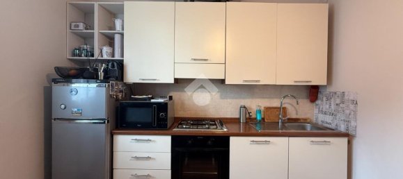 2-salle Appartement à Sarnico, Italy No. 32919 11