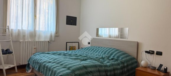 2-salle Appartement à Sarnico, Italy No. 32919 26