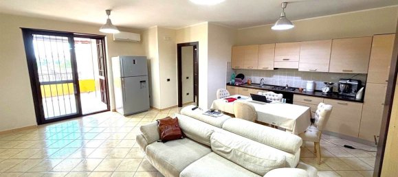 4 rooms Apartment in Mondragone, Italy No. 268941 3