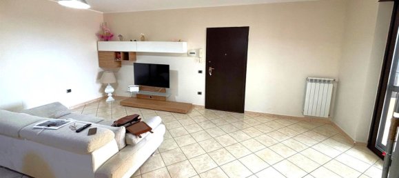 4 rooms Apartment in Mondragone, Italy No. 268941 4