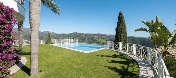 6 bedrooms Villa in Marbella, Spain No. 61270 6