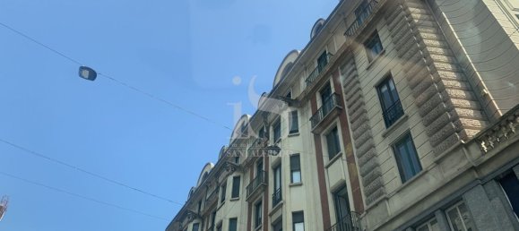 200m² Commercial property in Milan, Italy No. 243790 10