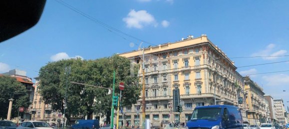 200m² Commercial property in Milan, Italy No. 243790 16