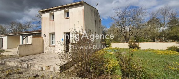 9 Schlafzimmer Haus in Romazieres, France, Nr. 102193 17