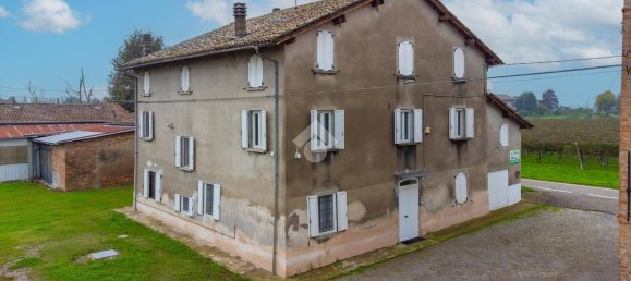 6 chambres Maison à Reggio Emilia, Italy No. 111204 24
