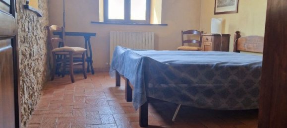 Дом с 5 комнатами в Кампаньятико, Италия № 102650 42