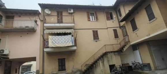 3-salle Appartement à Bagnolo Mella, Italy No. 338437 2