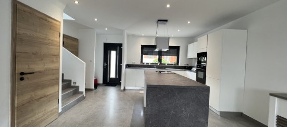 3 bedrooms House in Ingersheim, France No. 83072 4