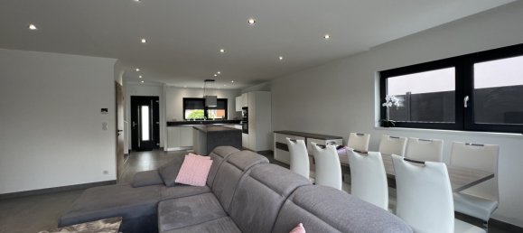 3 bedrooms House in Ingersheim, France No. 83072 6