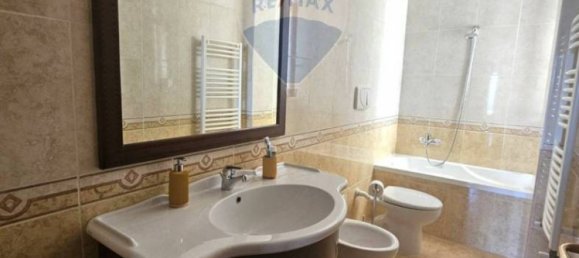 2 Schlafzimmer Wohnung in Trani, Italy, Nr. 344235 25