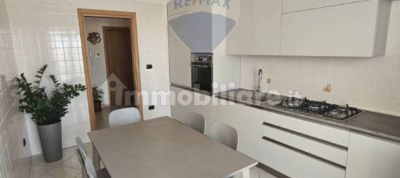 2 Schlafzimmer Wohnung in Trani, Italy, Nr. 344235 10