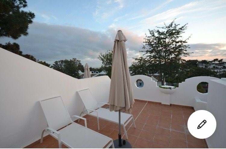 2 bedrooms House in Marbella, Spain No. 62793