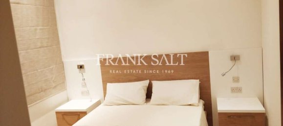 2 bedrooms Maisonette in Sliema, Malta No. 9437 4