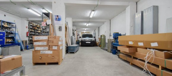 219m² Commercial property in Granada, Spain No. 166674 8