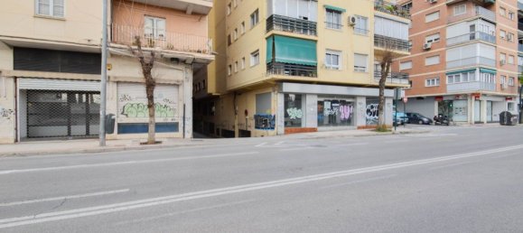 219m² Commercial property in Granada, Spain No. 166674 6