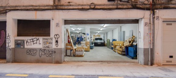 219m² Commercial property in Granada, Spain No. 166674 2