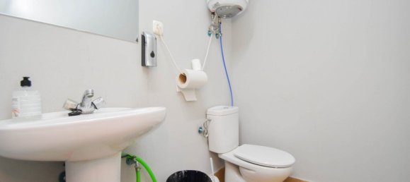 219m² Commercial property in Granada, Spain No. 166674 11