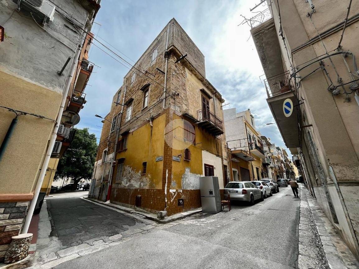 2 bedrooms Apartment in Bagheria, Italy No. 103843