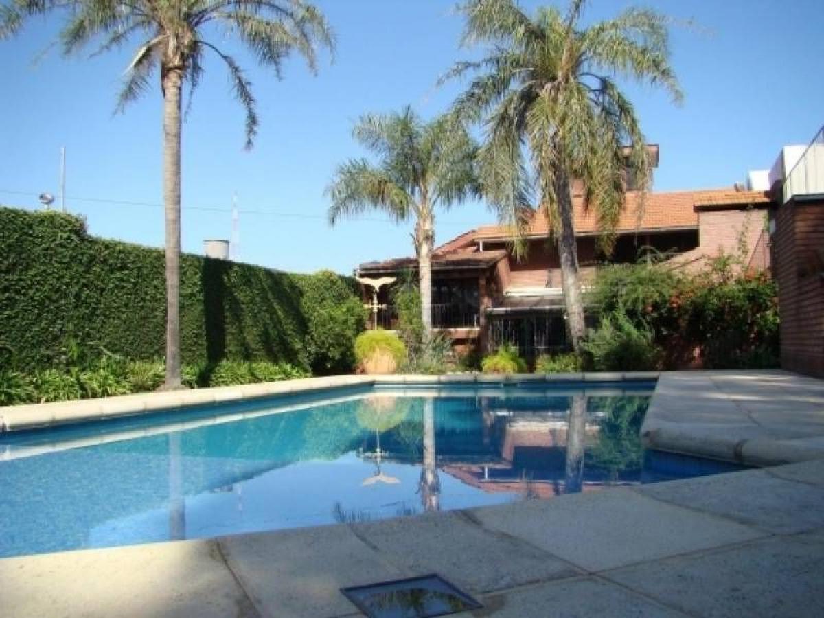 3 bedrooms House in Cordoba, Argentina No. 5375