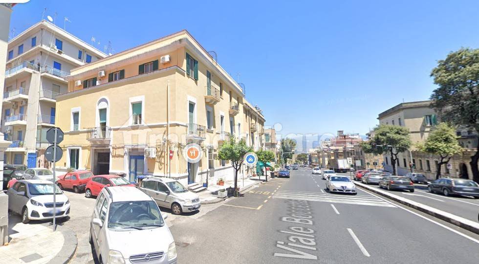 Квартира с 3 спальнями в Мессина, Италия № 226285