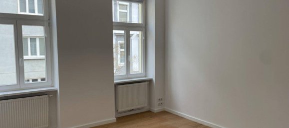 2 rooms Apartment in Hernals, Austria No. 170319 3