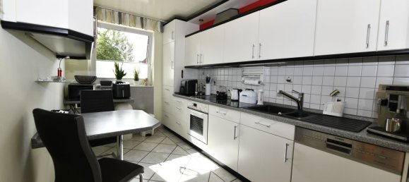 5 rooms Townhouse in Oberhausen, Germany No. 219359 3