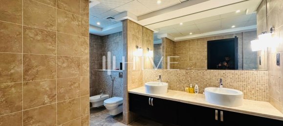 5 Schlafzimmer Villa in Umm Suqeim, UAE, Nr. 28133 8