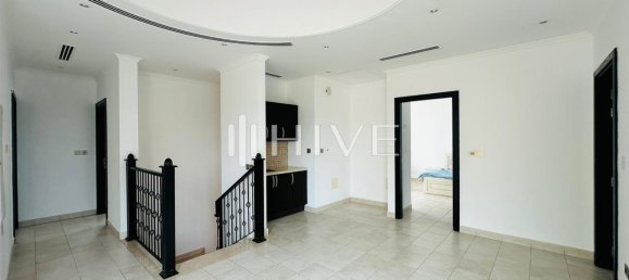5 Schlafzimmer Villa in Umm Suqeim, UAE, Nr. 28133 18