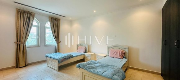 5 Schlafzimmer Villa in Umm Suqeim, UAE, Nr. 28133 9