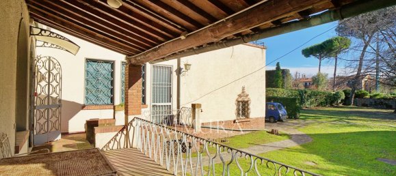 12 rooms Villa in Lucca, Italy No. 145984 8