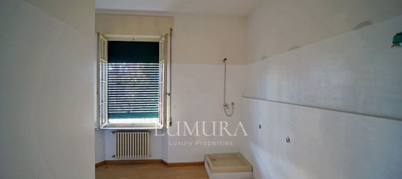 12 rooms Villa in Lucca, Italy No. 145984 15