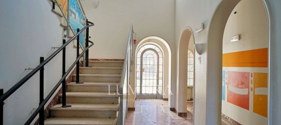 12 rooms Villa in Lucca, Italy No. 145984 11