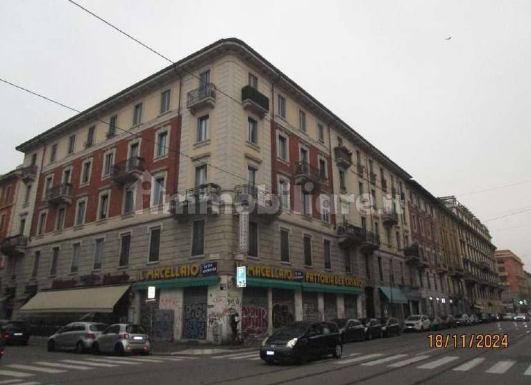 1 room Commercial property in Milan, Italy No. 367712
