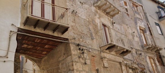 5 rooms House in Favara, Italy No. 298238 2