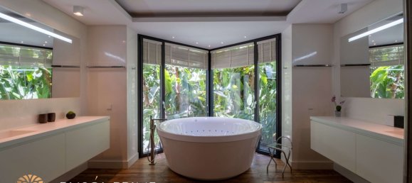 5 Schlafzimmer Villa in Benahavis, Spain, Nr. 5388 11