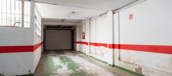 842m² Commercial property in Zaragoza, Spain No. 63755 31