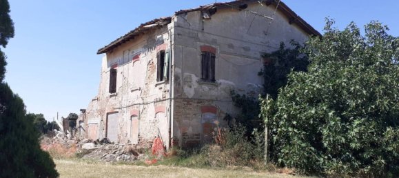 Casa de 4 dormitorios en San Giovanni in Persiceto, Italy No. 171877 2