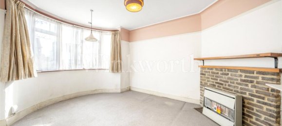 3 bedrooms House in London, United Kingdom No. 3669 3