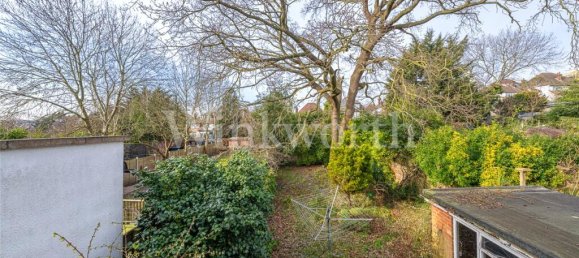 3 bedrooms House in London, United Kingdom No. 3669 9