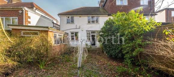 3 bedrooms House in London, United Kingdom No. 3669 12