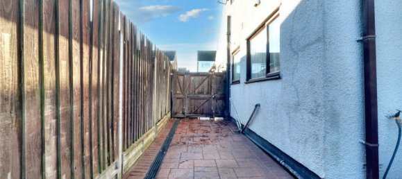 3 bedrooms Bungalow in Dartford, United Kingdom No. 4930 20