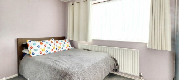 3 bedrooms Bungalow in Dartford, United Kingdom No. 4930 6