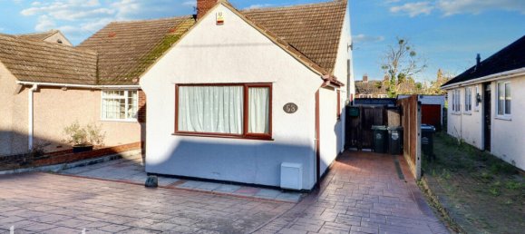 3 bedrooms Bungalow in Dartford, United Kingdom No. 4930 2