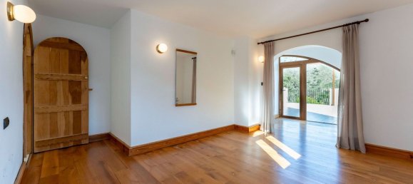 5 bedrooms House in Coin, Spain No. 37405 57