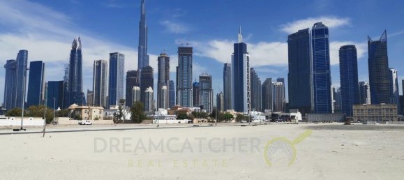 930.23m² Land in Al Wasl, UAE No. 231 2