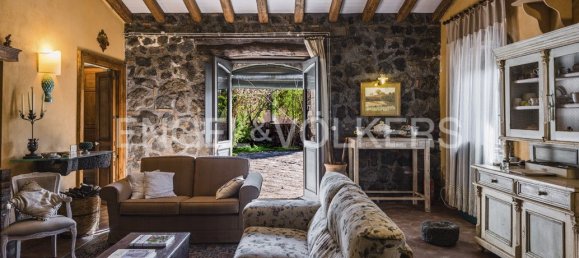 Вилла с 2 спальнями в Дзафферана Этнеа, Италия № 132350 13